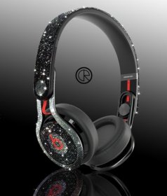 Dr. Dre Beats di Crystal Rocked: le cuffie preziose come un gioiello